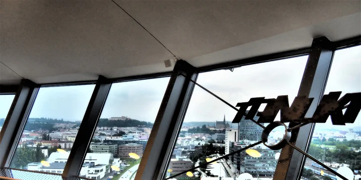 Degustační menu s jedinečným výhledem na celé Brno z 15. patra M-Paláce