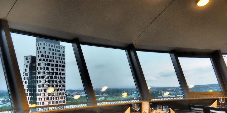 Svatomartinské 4chodové menu pro 4 osoby s vyhlídkou na celé Brno