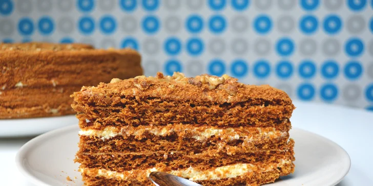 Oceněný Staročeský medovník: 700 nebo 1750 g, aby se dostalo na každého