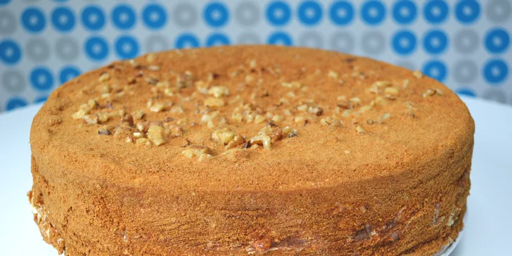 Oceněný Staročeský medovník: 700 nebo 1750 g, aby se dostalo na každého