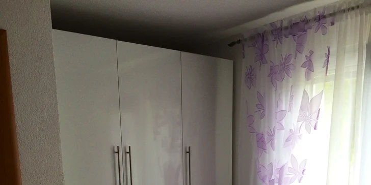 7 nocí v Chorvatsku nedaleko Trogiru: rodinný apartmán do 250 m od moře