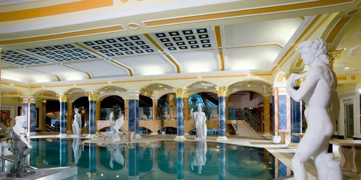 Romantika blízko Rajeckých Teplic: privátní wellness a lahev vína na pokoji
