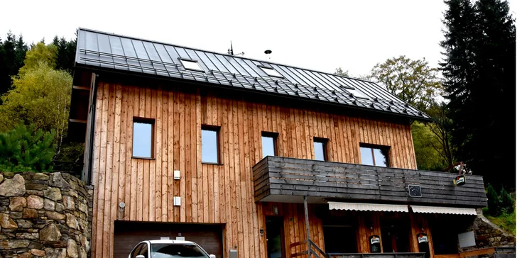Krásný podzim i aktivní zima v Harrachově: apartmány se snídaní pro dva
