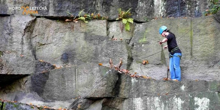 Via ferrata kurz v Horolezecké aréně v centru Liberce