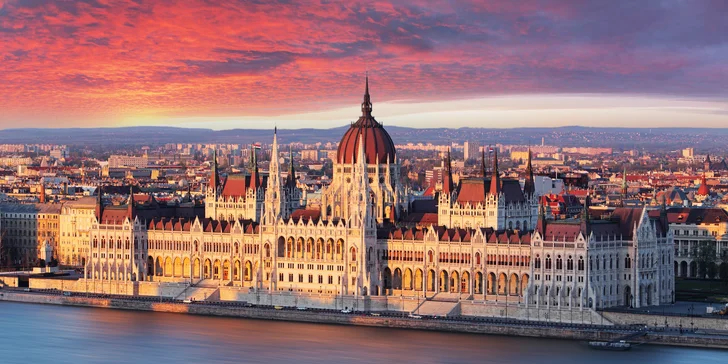 Podzimní výlet do romantické Budapešti s možností plavby lodí po Dunaji