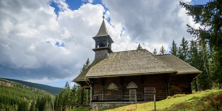 Na výlet sa vyberte napríklad do Karlovej Studánky (cca 7 km).
