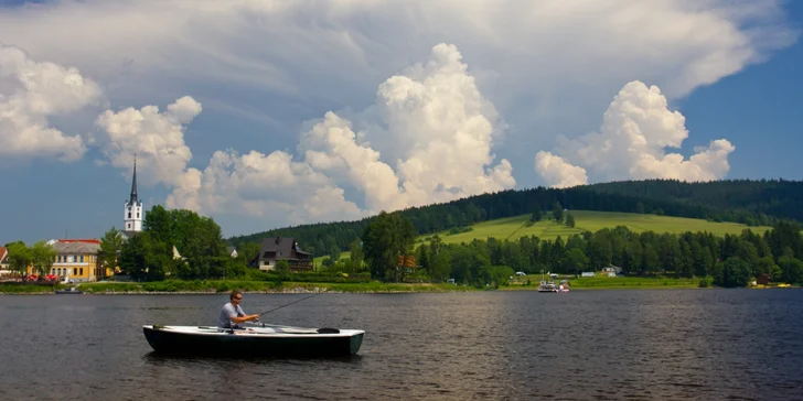 Lipno na kolech i bez: pobyt vč. snídaně či polopenze a karta plná výhod