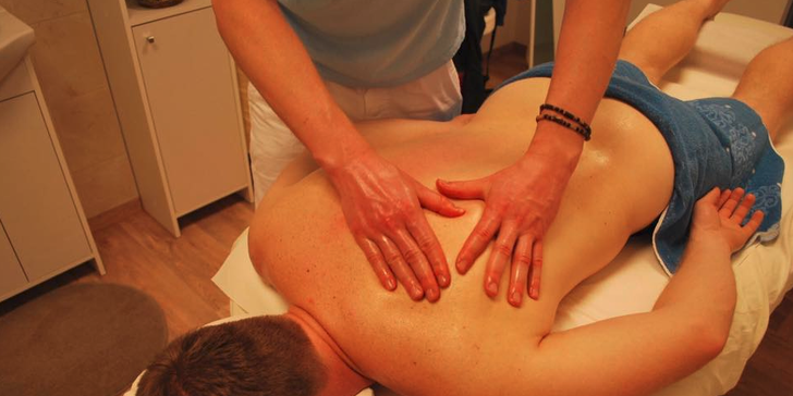 60minutová masáž dle výběru v Salonu Per-La