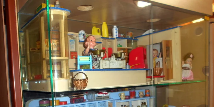Vstup do Rodinného muzea hraček: panenky, autíčka i starožitné poklady