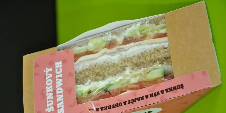 Svačina z trendy bistra: sendviče, chlebíčky a domácí limonáda nebo milk shake
