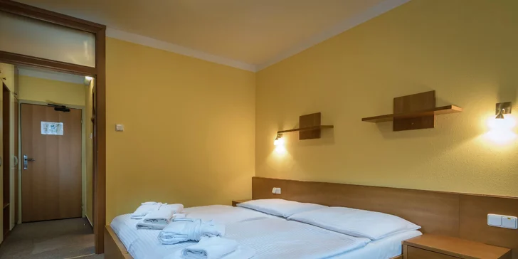 K dispozici budete mít TV, telefon i připojení na Wi-Fi. 