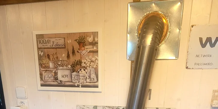 Zatopíte si v elektrických kamínkách. 