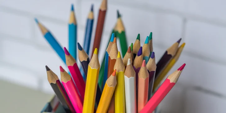 Jediné, čo potrebujete je chuť tvoriť a poriadne nastrúhané farbičky :)