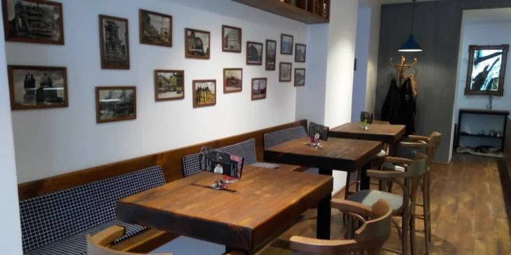 Kaj Kafé v Ostravě. 
