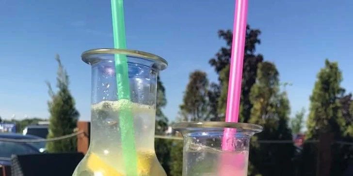 Káva či domácí limonáda a sladké palačinky pro 1 nebo 2 osoby