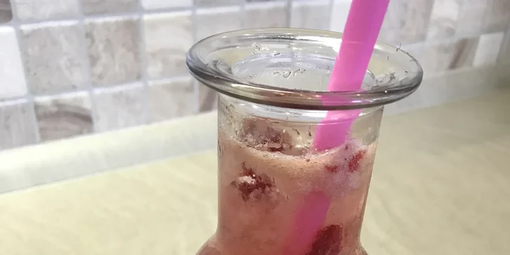 Káva či domácí limonáda a sladké palačinky pro 1 nebo 2 osoby