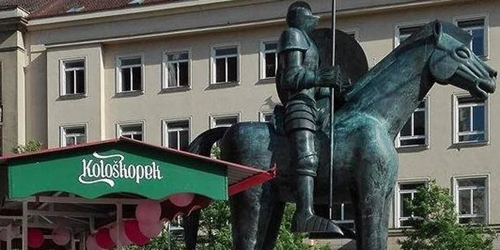 Úžasná jízda Brnem: Kološkopek až pro 16 osob se sudem piva, řidičem i obsluhou