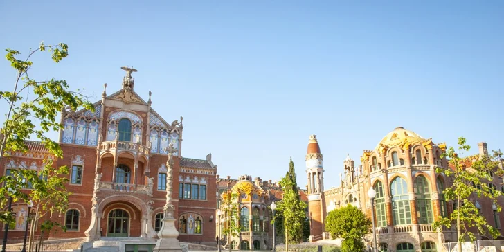 Adventní víkend v Barceloně: letecký zájezd s ubytováním a snídaní v centru