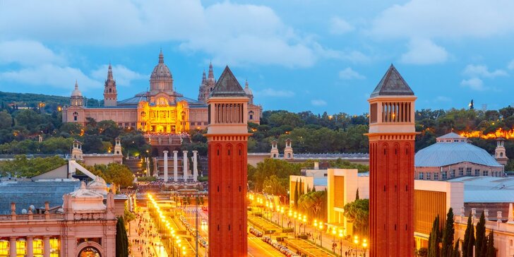Adventní víkend v Barceloně: letecký zájezd s ubytováním a snídaní v centru