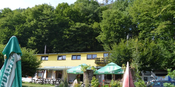 Víkend přímo u řeky Sázavy: snídaně a celodenní půjčení loďky i kol