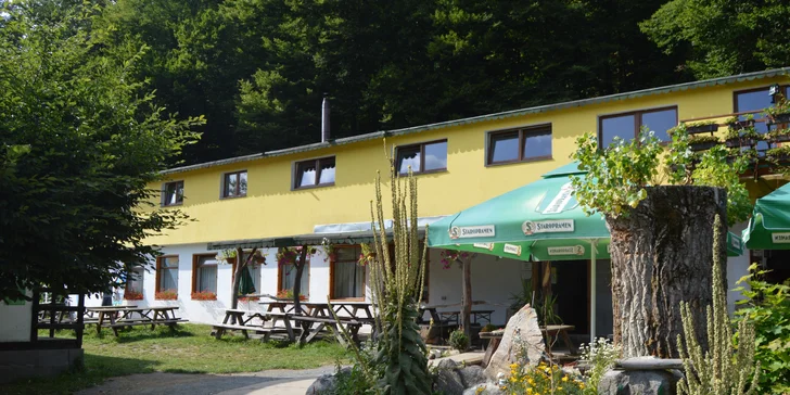 Víkend přímo u řeky Sázavy: snídaně a celodenní půjčení loďky i kol