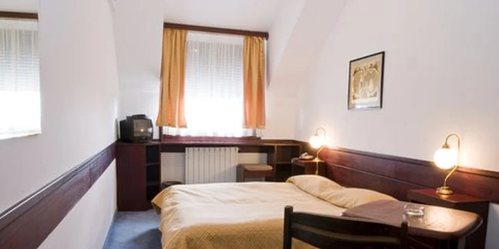 Magický advent v Budapešti: 3 noci ve vybraném hotelu, trhy i návštěva lázní