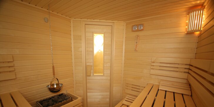 Pronájem privátní sauny nebo vířivky: 1–2 hodiny relaxace pro pár nebo partu