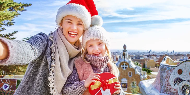 Adventní víkend v Barceloně: letecký zájezd s ubytováním a snídaní v centru