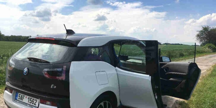 Výlet do budoucnosti: elektromobil BMW i3 na hodinu nebo až na jeden měsíc