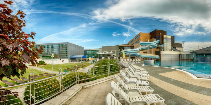 Celodenní zábava v aquaparku a případně i lenošení ve wellness v AquaCity Poprad