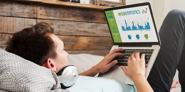 Online kurz Wordpressu: Od koupení domény a hostingu po kompletní web