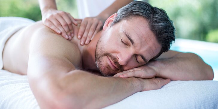 Svaly i mysl si zaslouží odpočinek: rekondiční a sportovní masáž