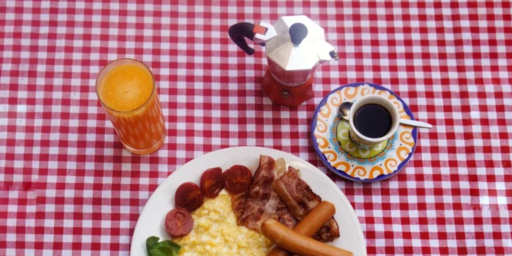 Snídejte s láskou až do oběda: víkendový brunch z kvalitních surovin dle výběru