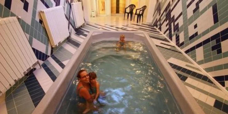 2290 Kč za DVĚ noci pro DVĚ osoby v  horském hotelu Hořec**** v Peci pod Sněžkou. Spousta vyžití v Krkonošském národním parku s 50% slevou.