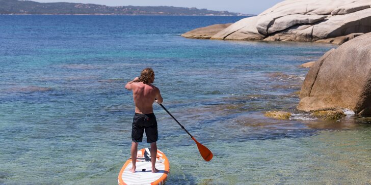 Vyjeďte na vodu jinak: půjčení rodinného paddleboardu