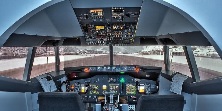 60minutový let na reálném simulátoru Boeingu 737