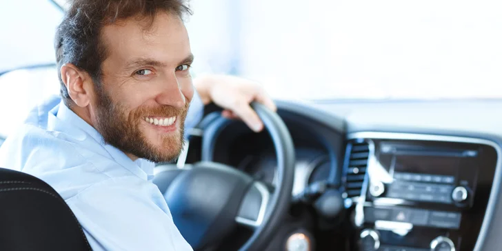 Očista vašeho automobilu: Pečlivé antibakteriální tepování interiéru a kufru