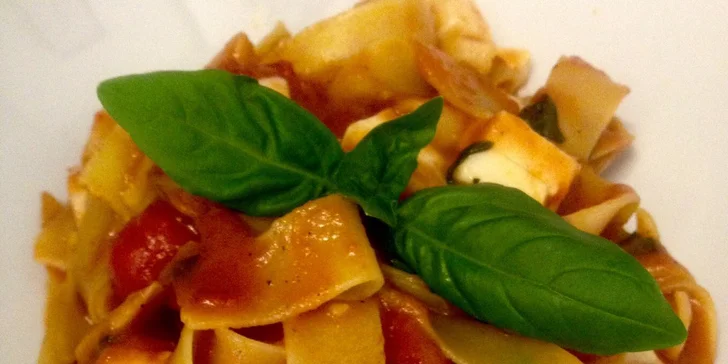 Vůně Itálie na Budějovické: Pizza, pasta nebo risotto a domácí limonáda