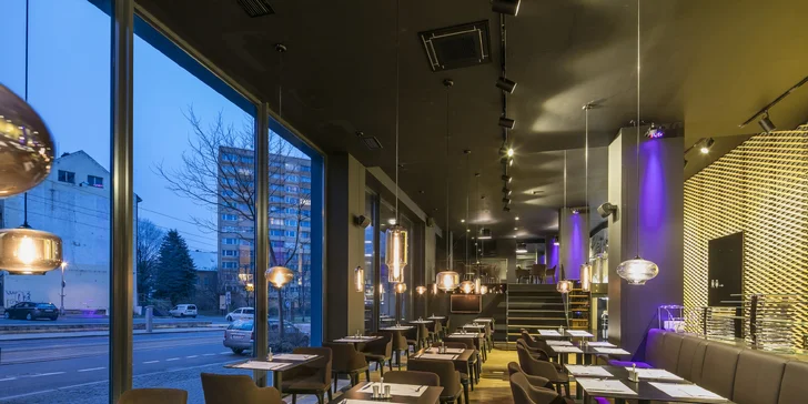 Noc v designovém pokoji 4* Grand Hotelu Imperial s degustační večeří