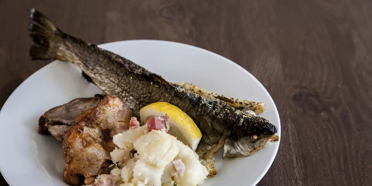 Večerní fish & grill raut na lodi: 3 hodiny neomezené konzumace pro 1 nebo 2