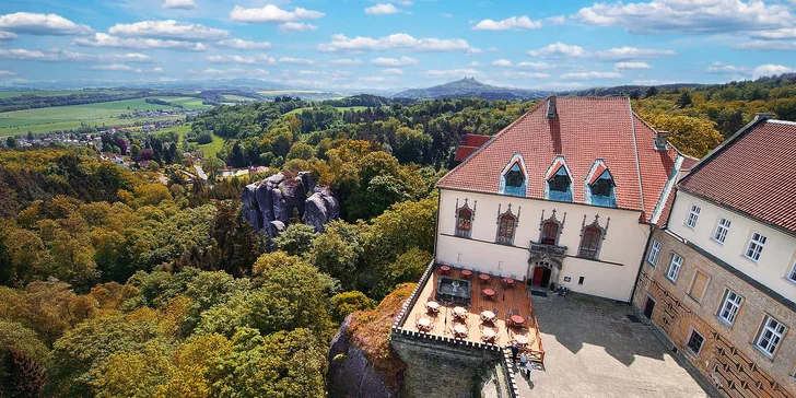 Zámecký relax na Hrubé Skále: wellness pobyt spojený s degustací vína a sýrů