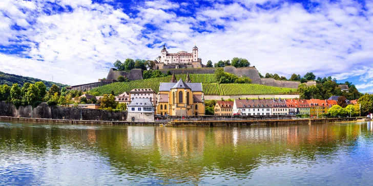 Poznejte kouzlo adventu v bavorských městech Vánoc: Rothenburg a Würzburg