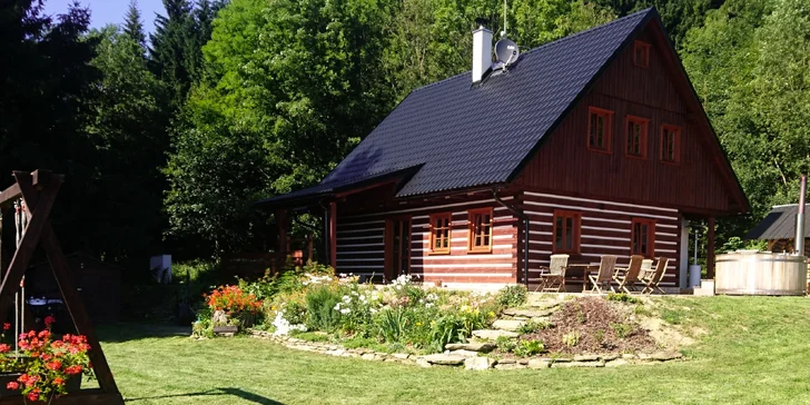 Kouzelná roubenka v Orlických horách s wellness, grilem a zábavou