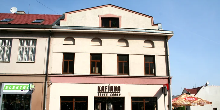 Dobroty od valašských ogarů v centru Zlína: káva, džus a dort nebo pohár