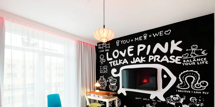 Noc v designovém pokoji 4* Grand Hotelu Imperial a večeře s degustací vín