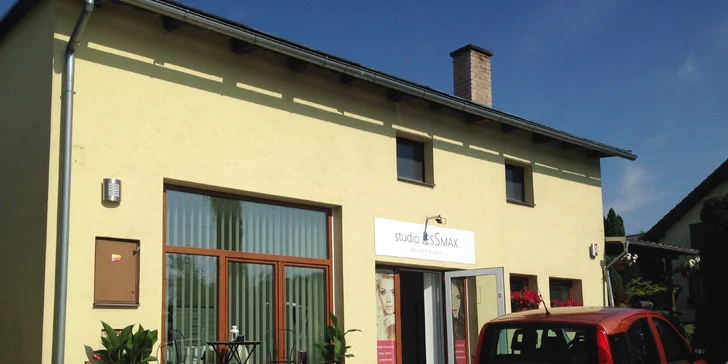 Hodina plná krásy i relaxace: péče o oční okolí i o celý obličej