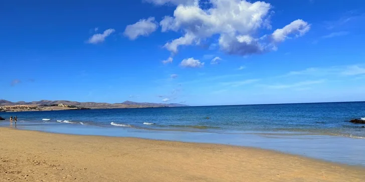 Veřejná pláž Playa de Costa Calma je vzdálena cca 800 m.
