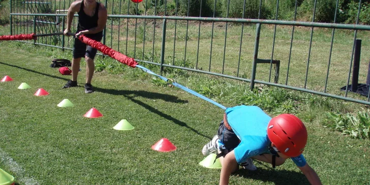Hry bez hranic jsou zpět: 200 metrů dlouhá skluzavka, bumper balls a další
