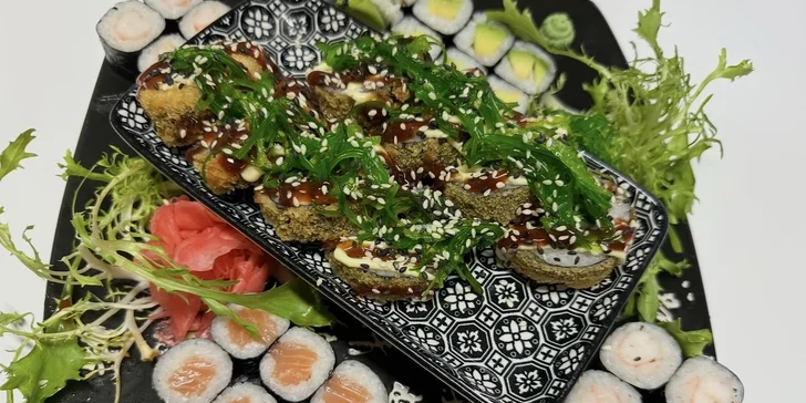  Pochutnáte si např. na maki s avokádem, nigiri s lososem i grilovaných rolkách s krevetami.