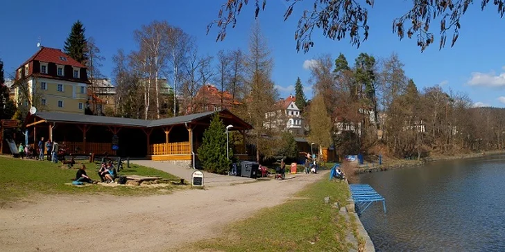 S rodinou do Liberce: hotel v centru, vstupenky do zoo a pobyt dítěte zdarma